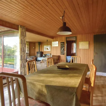 3 Bedroom Stunning In Odder Holiday home Kysing